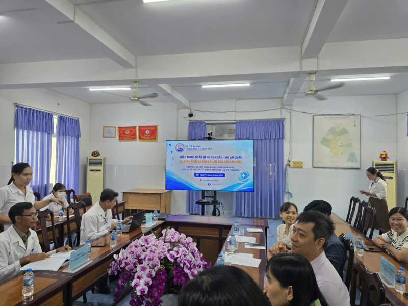 benh vien san  ?? nhi an giang to chuc doan kiem tra ra soat va danh gia quy trinh chan doan dieu tri sot xuat huyet dengue tai trung tam y te tinh bien